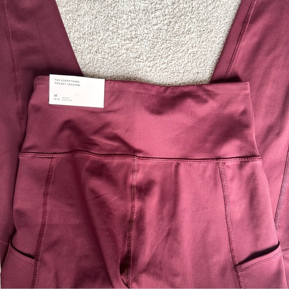 AE Highest Rise Burgundy Leggings Medium NWT - Picture 6 of 10